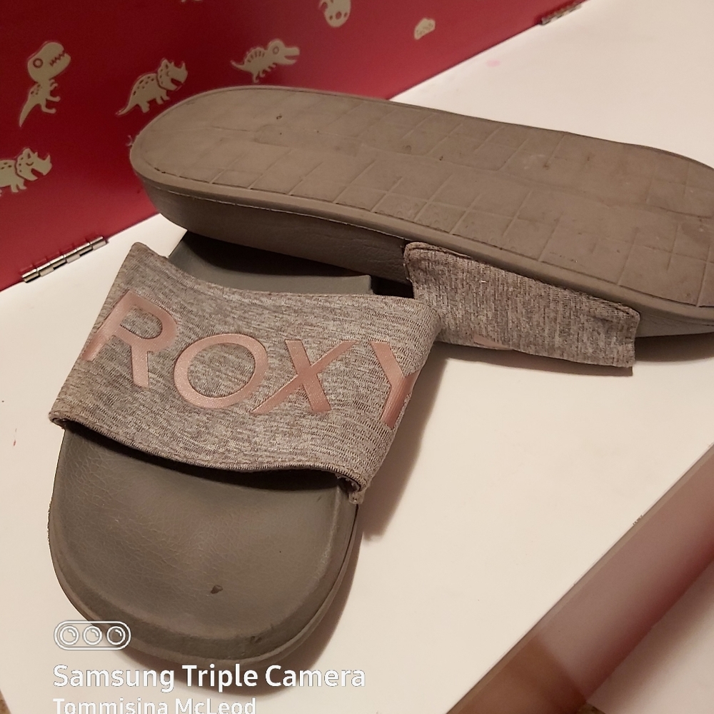 Roxy slides
